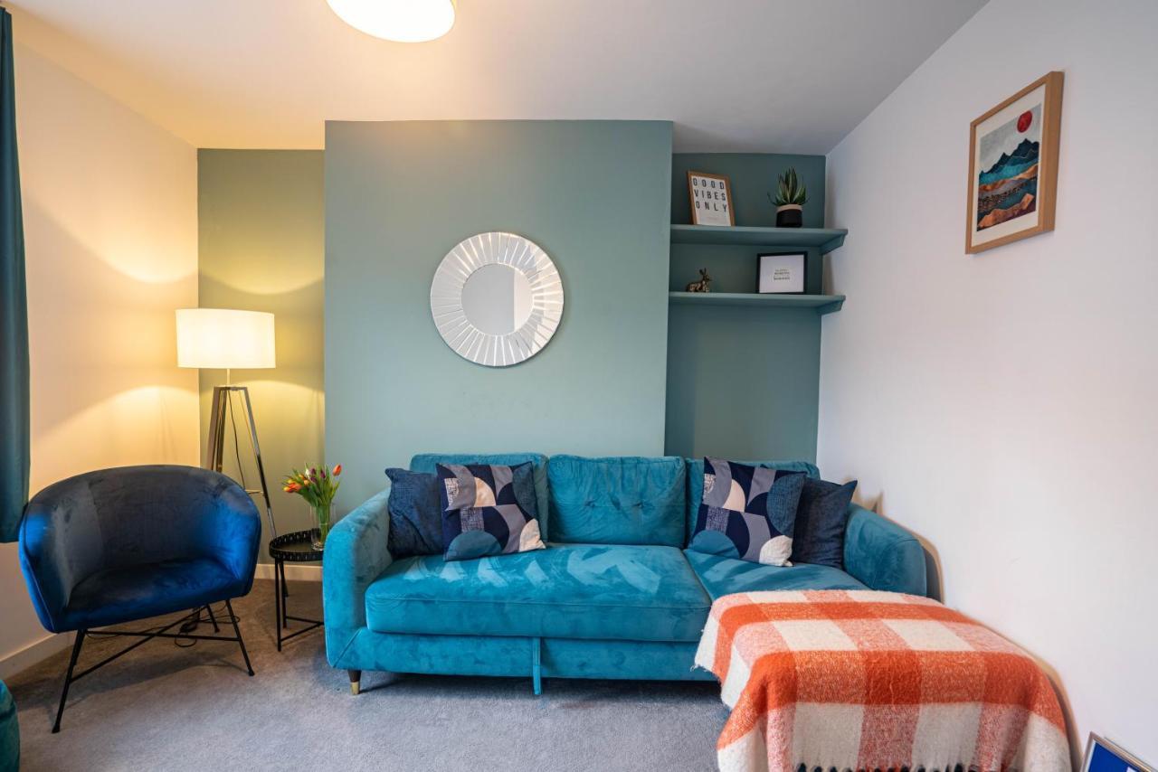 Holiday home The Becket - Three Bedroom City Centre House With Parking