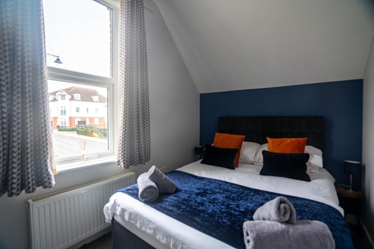 The Becket - Three Bedroom City Centre House With Parking Holiday home Canterbury